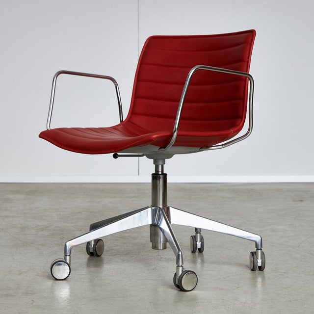 Catifa 53 Chair in Red For Sale - Image 3 of 18