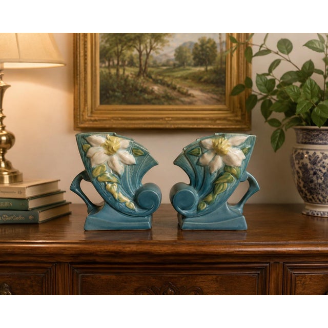 Pair of 1940s Roseville Clematis 193-6 Blue Cornucopia Vases For Sale In Greensboro - Image 6 of 6