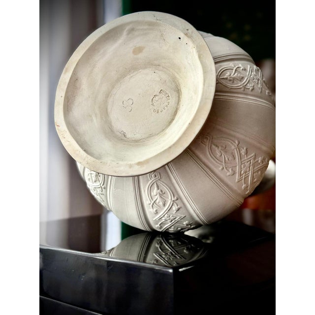 Swedish Neoclassical Creamware Jug from Gustafsberg, Late 19th Century For Sale - Image 15 of 18