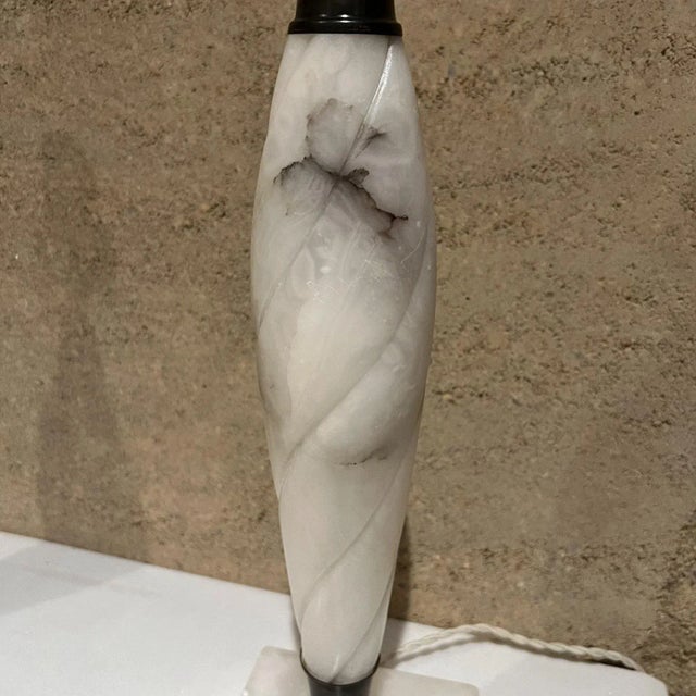 1950s 1950s Onyx Table Lamps in White & Gray - a Pair For Sale - Image 5 of 13