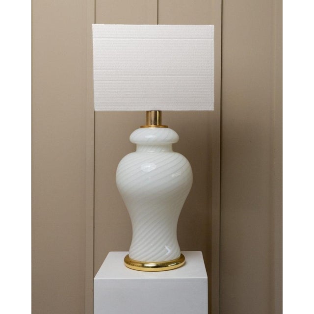 Mid-Century White Swirl Murano Glass Table Lamp, Italy, 1970s For Sale - Image 4 of 11