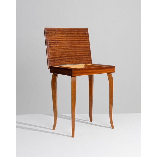 Chestnut 20th Century Italy Rich Mahogany Mahogany Side Table For Sale - Image 8 of 11