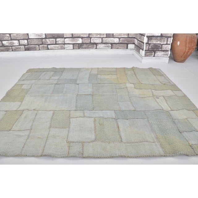 1960s Decorative Aantolian Oushak Hemp Rug For Sale - Image 4 of 10