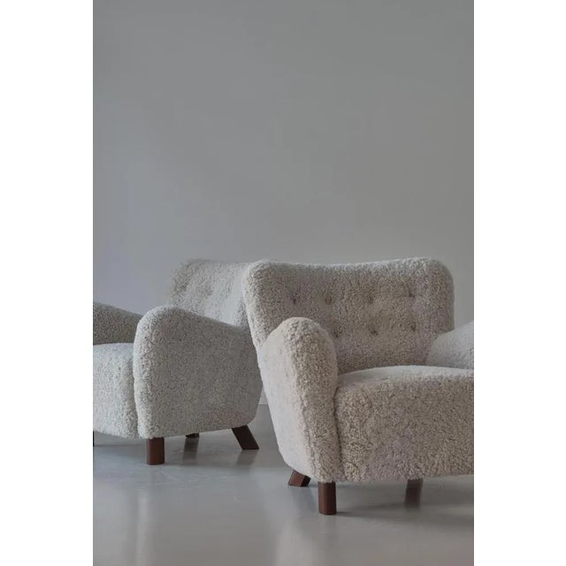 Scandinavian Modern Model FH-1669 Easy Chairs in Sheepskin by Fritz Hansen, 1940s, Set of 2 For Sale - Image 9 of 18
