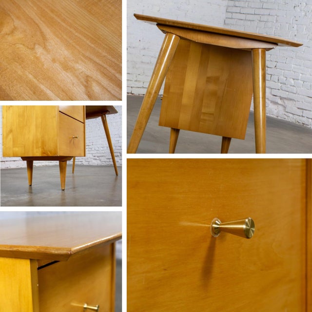 Camel Mid-20th Century MCM Maple Student Desk #1560 Planner Group for Winchendon by Paul McCobb For Sale - Image 8 of 18