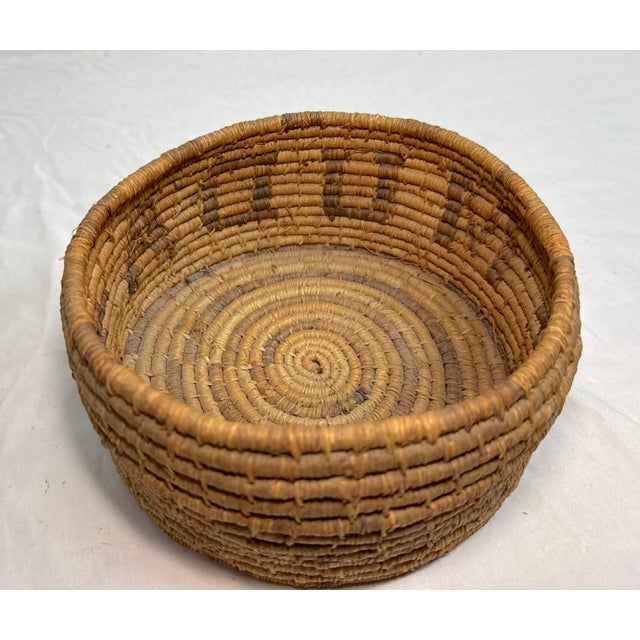 Antique 1800's Native American Comanche Eka Muda Hand Woven Wicker Basket Indian For Sale In New York - Image 6 of 12