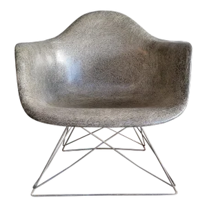 Eames Fiberglass Cats Cradle Lar Lounge Chair