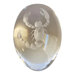 Vintage Petite Etched Scorpion Crystal Egg Paperweight Scorpio Zodic Horoscope