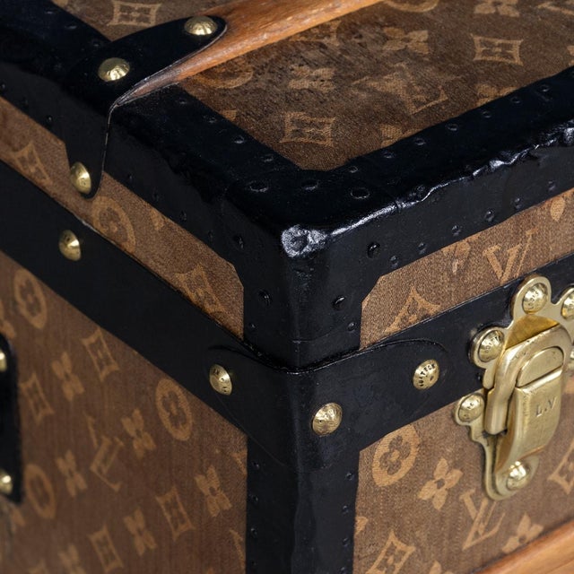 1900 - 1909 Antique French Trunk in Woven Canvas from Louis Vuitton, 1900 For Sale - Image 5 of 18