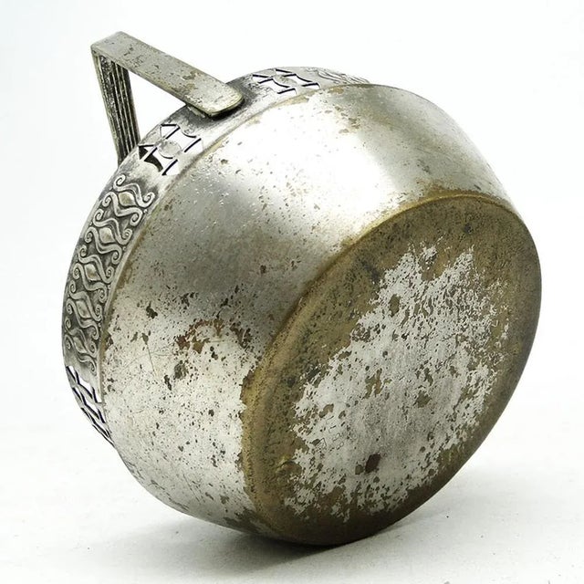 Art Nouveau German Sugar Bowl from Orivit, 1890s, in Very Good conditions. Designed 1890 to 1919 This piece has an...