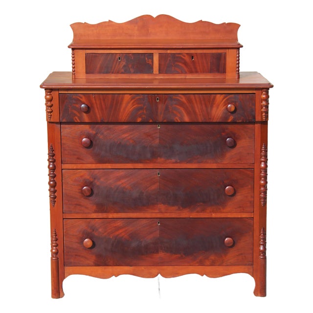 Early 20th-Century Flame Mahogany Empire Step-Back Chest Antique American Dresser With Gallery Back and 6 Drawers For Sale