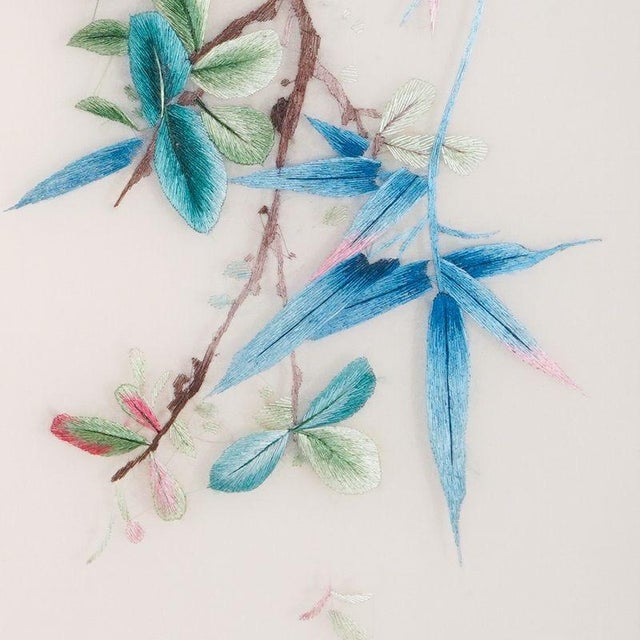 Handcrafted Suzhou Embroidery Flower & Bird Wall Art – Double-Sided Silk Su Xiu Decorative Panel For Sale - Image 9 of 10