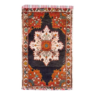 Galerie Shabab Collection Mid-20th Century Persian Hamadan Throw Rug For Sale