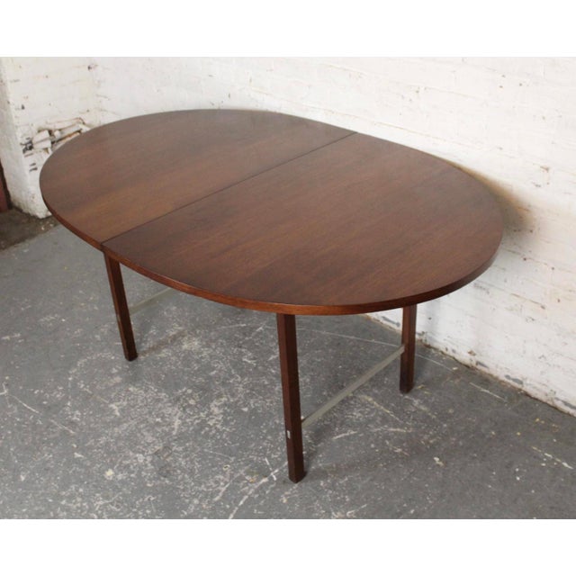 Mid-Century Modern Mid 20th Century Paul McCobb for Calvin Extendable Walnut Dining Table For Sale - Image 3 of 17