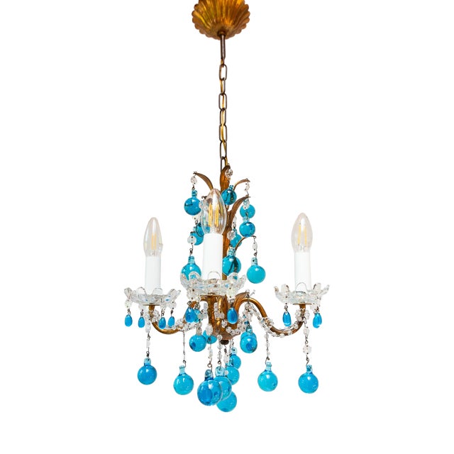 Italian Chandelier in Gilt Metal with Murano Glass Drops, 1960 For Sale