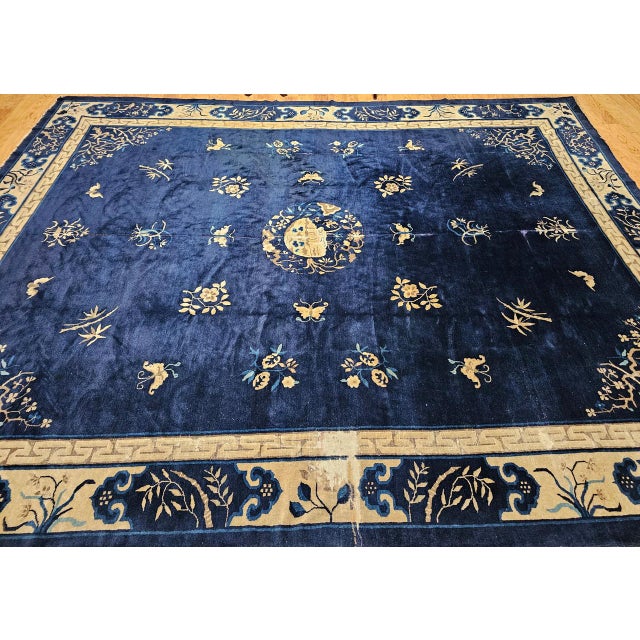 Antique Chinese Art Deco Rug, Hand-Knotted Wool Pile, Floral Motifs, 9' x 12' For Sale - Image 4 of 14