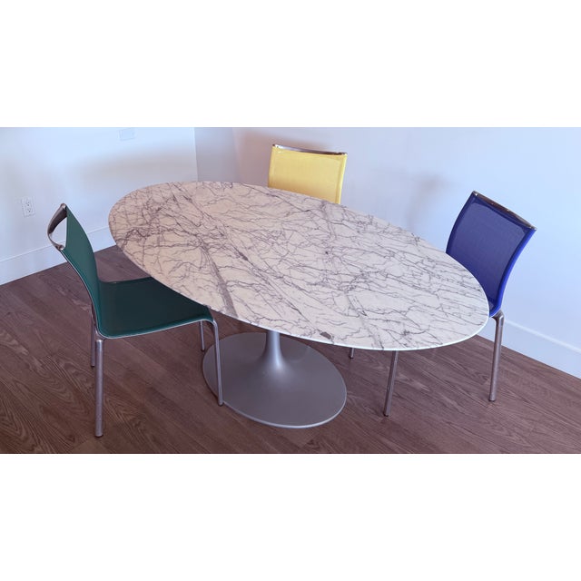 Eero Saarinen Oval Tulip Dining Table — 72" Arabescato Marble, Knoll For Sale In Los Angeles - Image 6 of 8