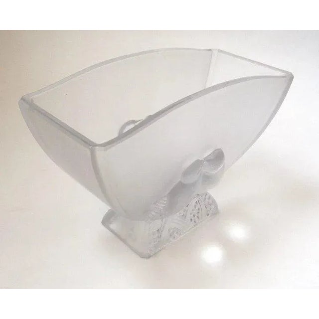 Traditional Love Bird Vase by Verlys Etched Signature For Sale - Image 3 of 8