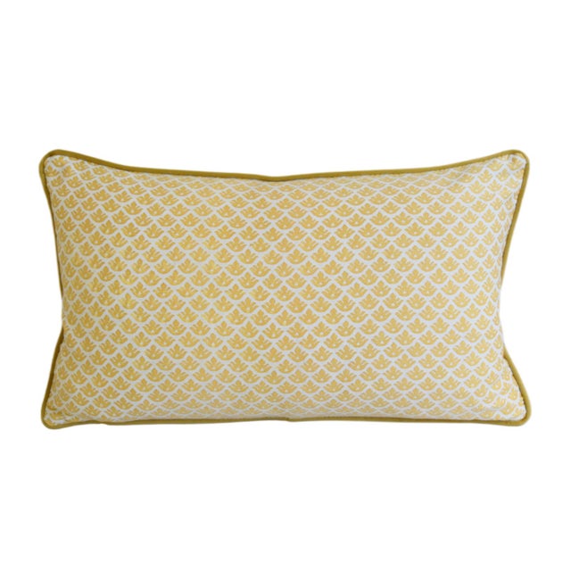 Beautifully custom-tailored pillow in Italian designer Mariano Fortuny's premium cotton fabric called "Canestrelli” in a...