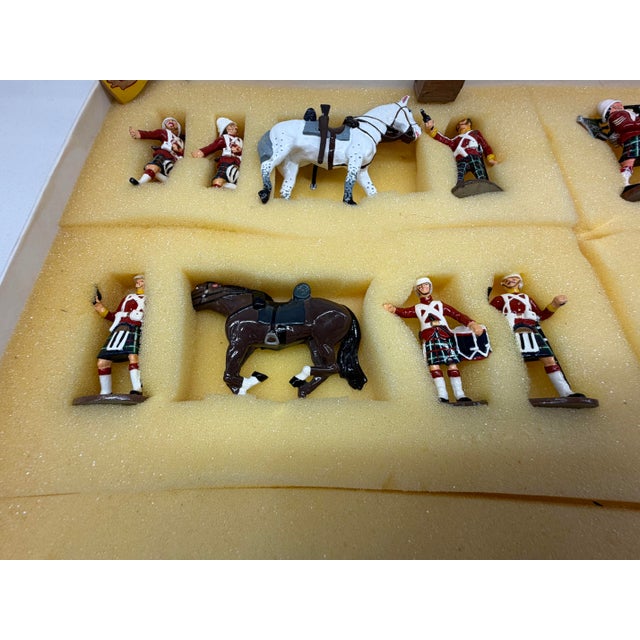 1990s King & Country Seaforths Painted Lead Soldier Set For Sale - Image 13 of 17