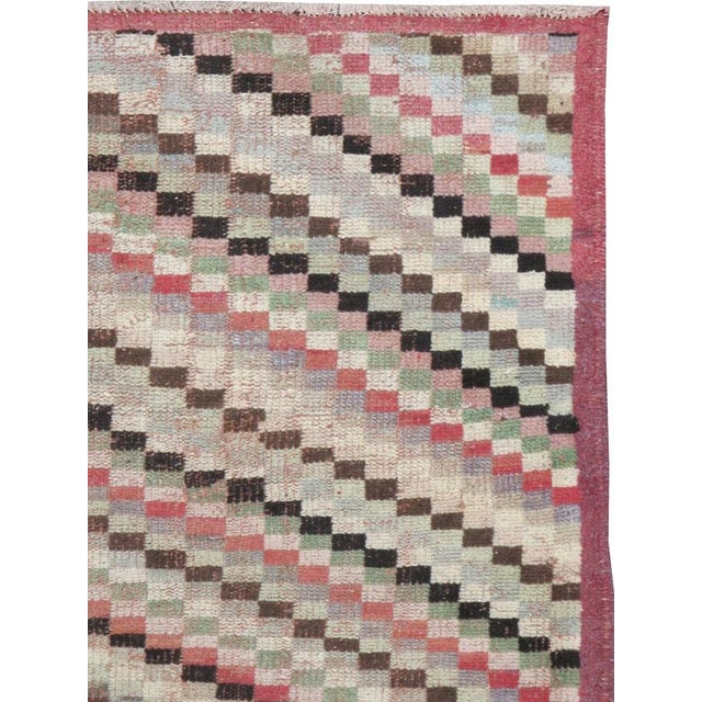 Galerie Shabab Collection Mid-20th Century Turkish Anatolian Accent Rug For Sale - Image 4 of 9