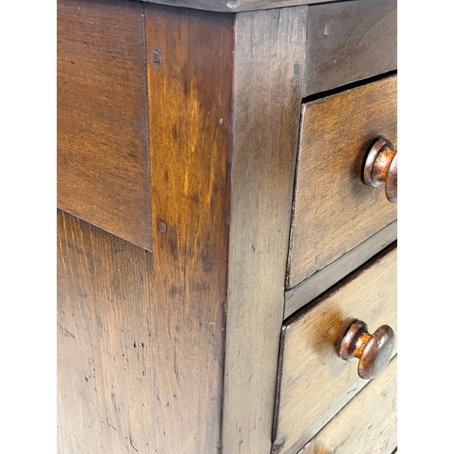 19th-Century Antique American Country Pine & Hardwood 4-Drawer Chest For Sale - Image 14 of 16