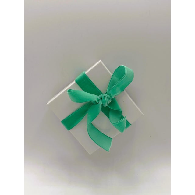 Vintage Gold Tone Metal Interlocking CC Brooch With Paris Stamp For Sale - Image 10 of 10