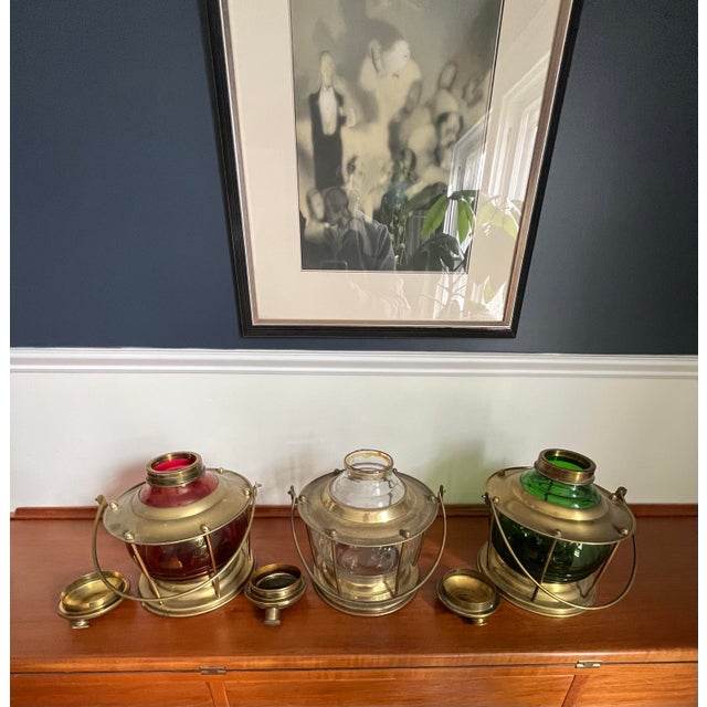 Here it is! The Holy Trinity. Green going, Red right return. Mid Century cocktail shakers. Rare enough to find one, but...