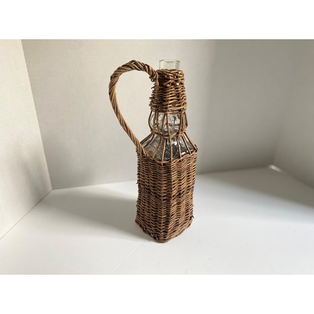 Late 20th Century Vintage French Country Wicker-Wrapped Square Bottle For Sale - Image 5 of 12