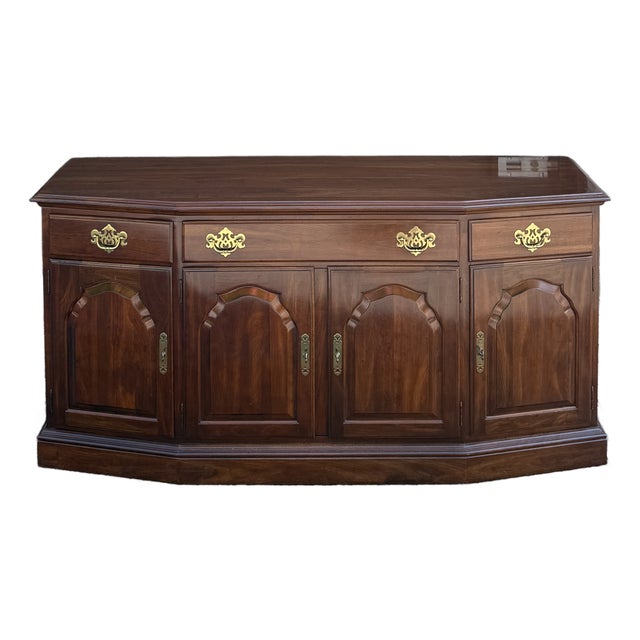 1980s Knob Creek / Ethan Allen Traditional Georgian Solid Cherry 4 Door 6 Drawer Buffet or Sideboard (31-6311) For Sale
