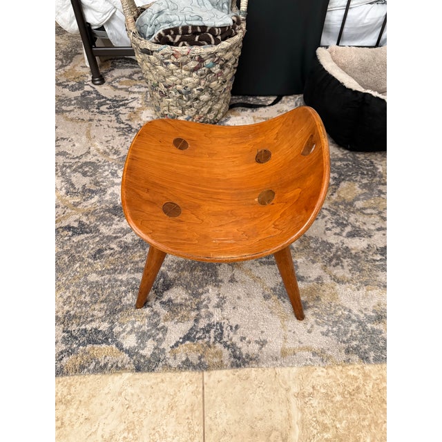 Wood Mid-Century Attributed Ed Wormley (1907-1995) Heart Stool for Dunbar (Berne Indiana) For Sale - Image 7 of 8