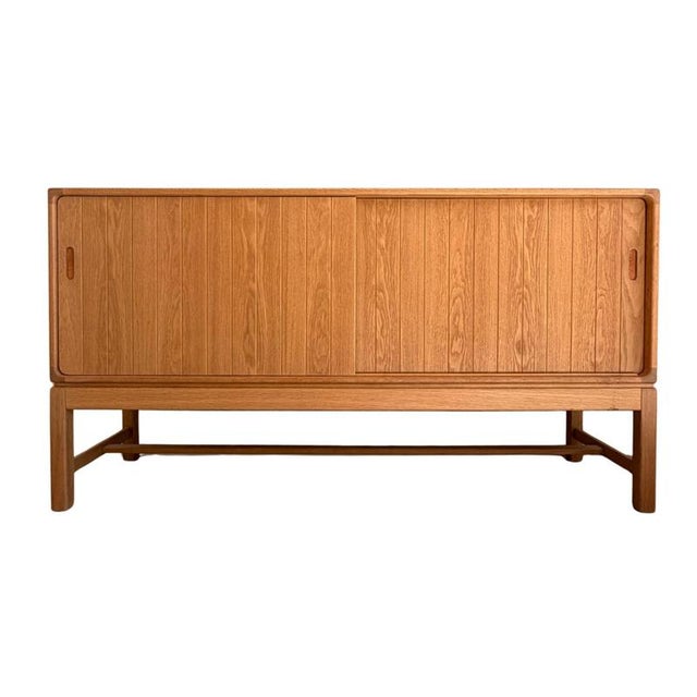 Brown Oak Sideboard by Kurt Østervig for KP Møbler, Denmark, 1970s For Sale - Image 8 of 8