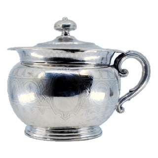 Silver Chamber Pot with Circular Base Reliefs and Knob For Sale