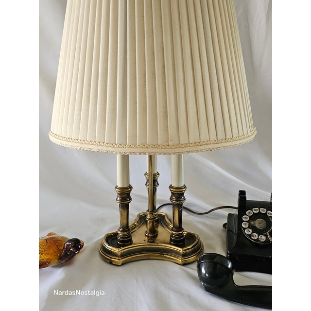 Vintage 1970's Stiffel French Bouillotte Brass Candlestick 3-Light Lamp For Sale - Image 6 of 9
