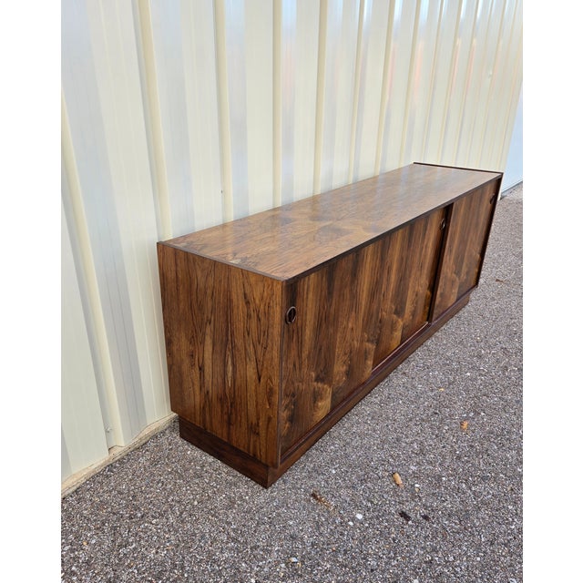 1970s Rosewood Mid Century Modern Credenza For Sale - Image 9 of 9