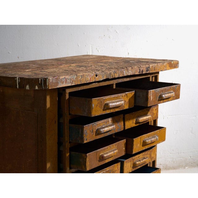 Rustic Industrial Chest of Drawers in Pine and Iron, Central Europe, 1950 For Sale - Image 3 of 13