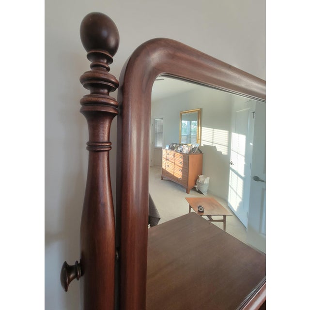 Wood Late 19th Century American Empire Mahogany Chest of Drawers With Mirror For Sale - Image 7 of 15