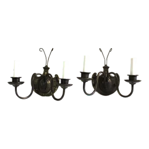 1990s Early American Style Sconces in Bronze - a Pair