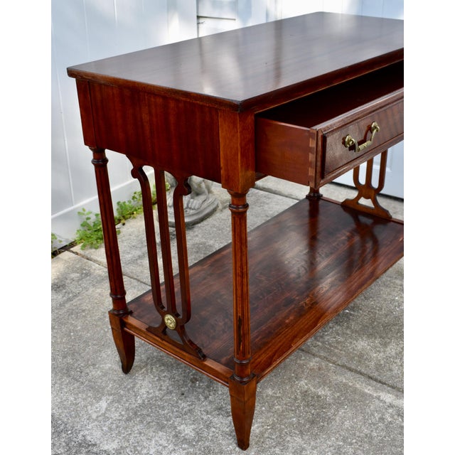 Vintage Northern Furniture Co. Regency Mahogany Console Table Entryway Hall For Sale - Image 13 of 15