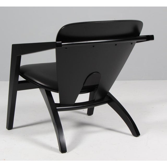 Vintage Butterfly Lounge Chair in Black Beech and Full Grain Leather by Hans J. Wegner for Getama, 2000s For Sale - Image 6 of 7