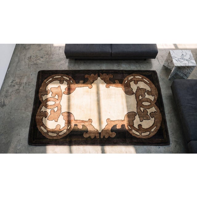 Textile 1900s Ivory Open Field Minimalist Antique American Hooked Rug 2'8" X 5'0" Handknotted Wool Carpet For Sale - Image 7 of 9