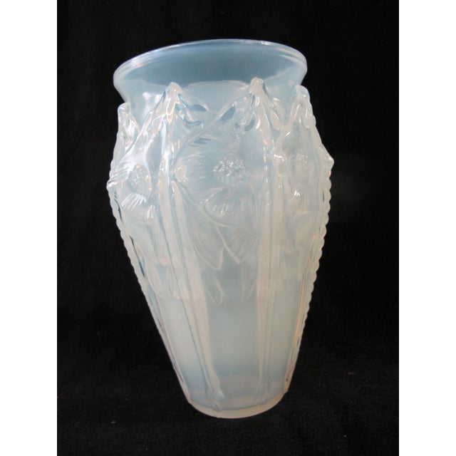 Marius-Ernest Sabino Sabino Paris Manta Raie Ray Sculpted Flower Blue Opalescent Glass Vase For Sale - Image 4 of 14