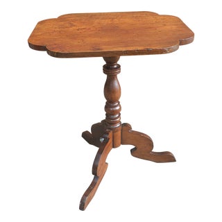 19th Century Victorian Tilt-Top Mahogany Side Table For Sale