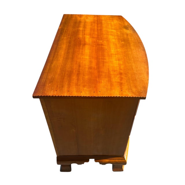 Antique Chippendale Connecticut River Valley Cherry Bowfront Bachelor's Chest For Sale - Image 9 of 12