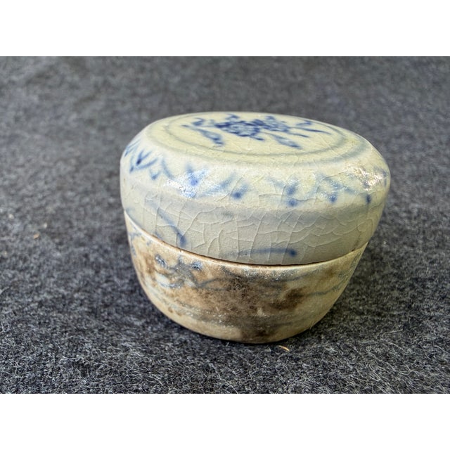 Late 15th 16th Century Porcelain Shipwreck Jar Box For Sale In New York - Image 6 of 16