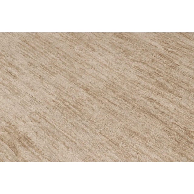 2020s Rug & Kilim’s Oversized Contemporary Textural Rug in Soft & Tonal Beige For Sale - Image 5 of 9