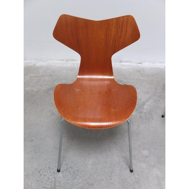 Mid 20th Century Early Grand Prix Chairs by Arne Jacobsen for Fritz Hansen, 1957, Set of 2 For Sale - Image 5 of 14