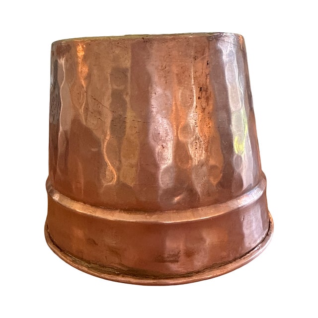 Metal 19th Century Antique Hand-Hammered Dovetailed Brazed Copper Cachepot For Sale - Image 7 of 9
