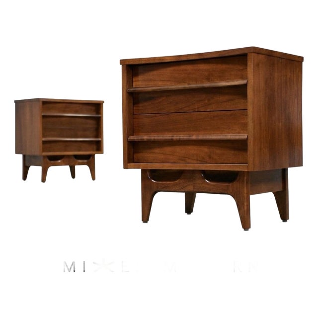 Walnut Mid Century Nightstands by Young Manufacturing - A Pair For Sale