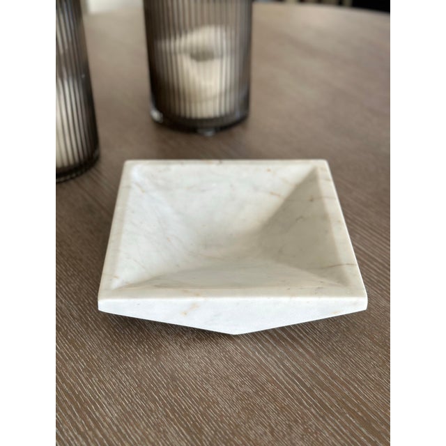 Faceted White Marble Square Bowl For Sale In New York - Image 6 of 6